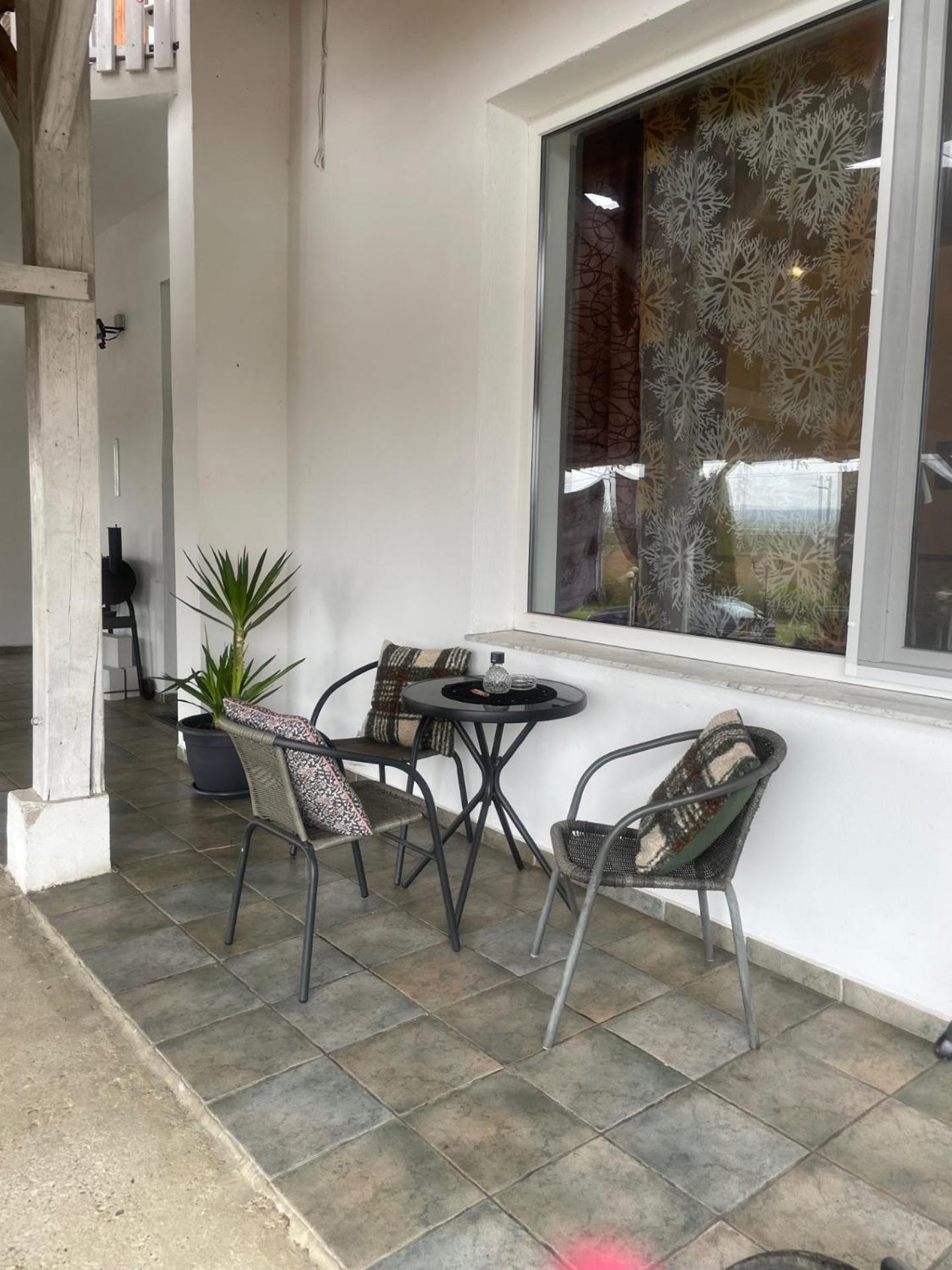 Apartamento Arthaus Roenoek Ronok Exterior foto